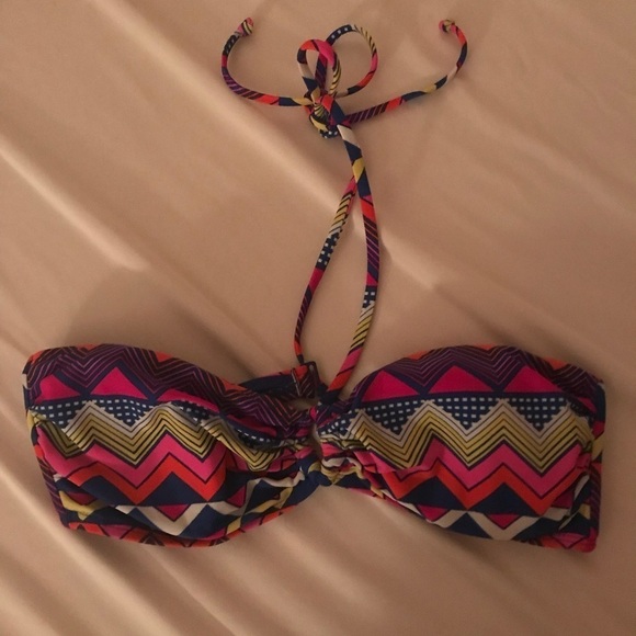 Summer Old Navy Bandeau- Geometric Pattern Size M - Picture 1 of 3